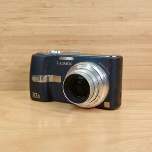 Panasonic Lumix DMC-TZ1 / 5MP Digital Camera / 10x Optical Zoom / Made in Japan